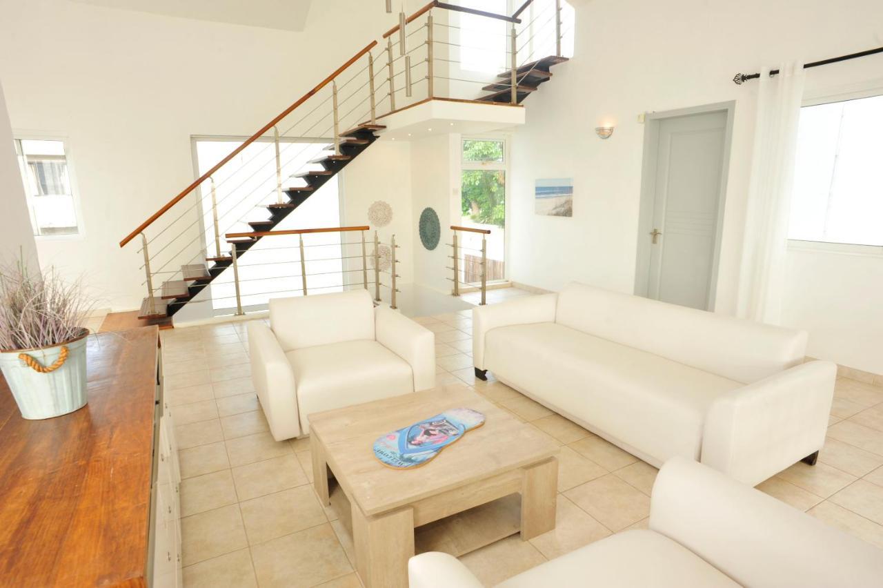 The Beach House - West Coast Mauritius ريفير نوار المظهر الخارجي الصورة