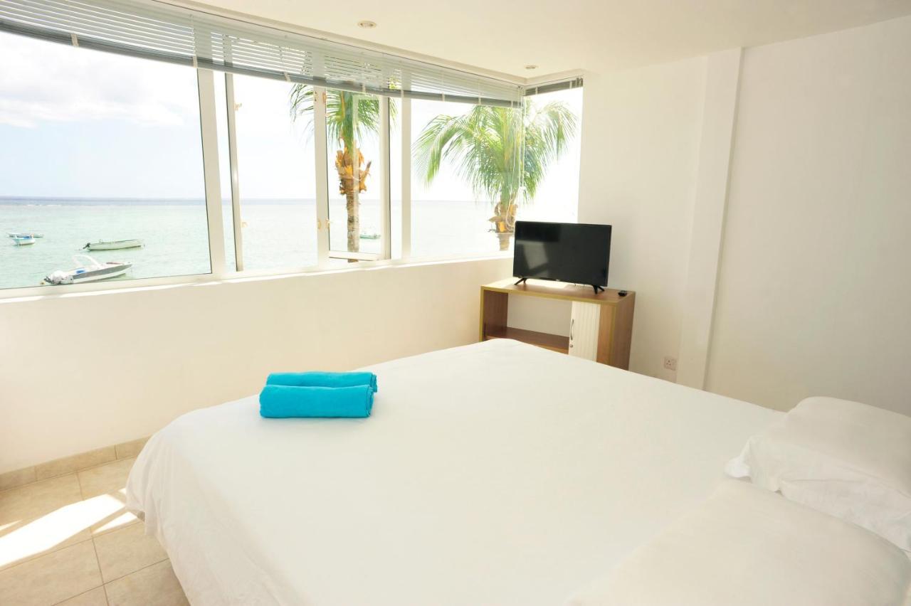 The Beach House - West Coast Mauritius ريفير نوار المظهر الخارجي الصورة