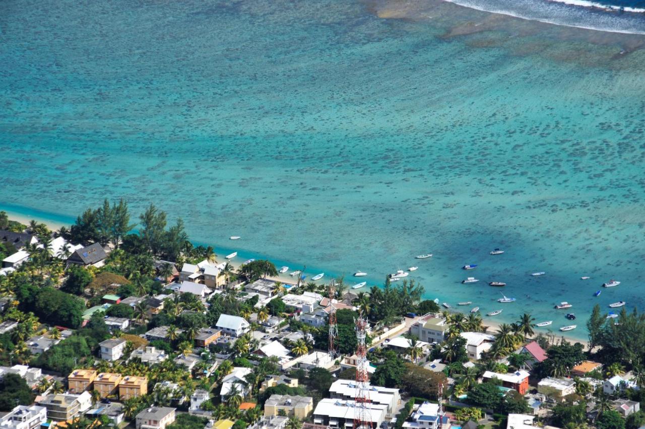 The Beach House - West Coast Mauritius ريفير نوار المظهر الخارجي الصورة